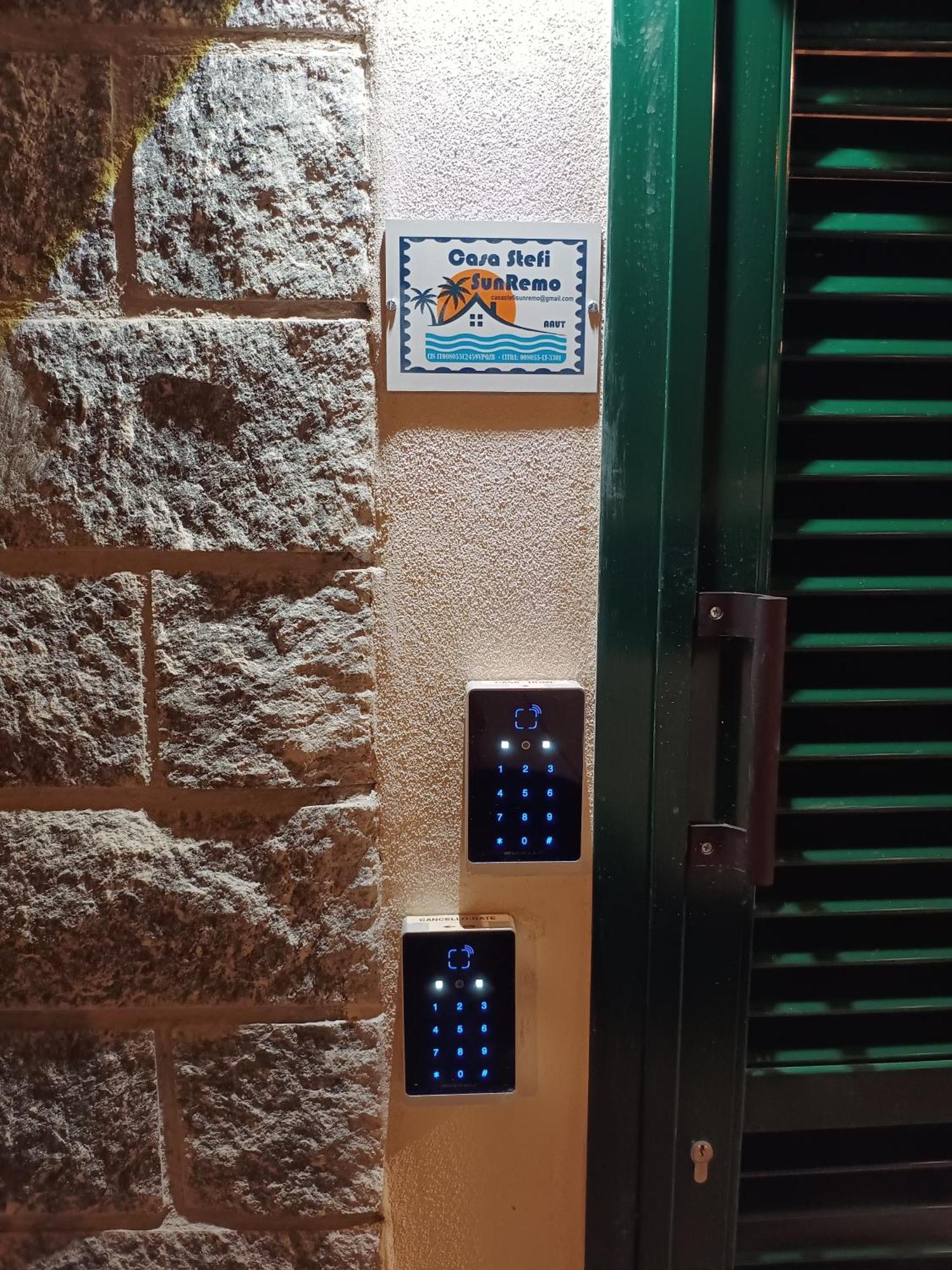Casa Stefi Sunremo - Parcheggio Privato, 500 Mt Dalla Apartment *